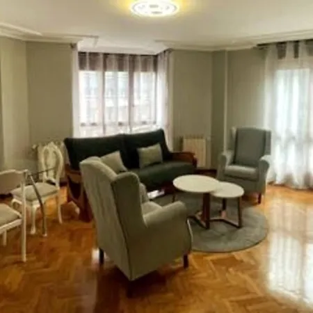 Casa Roces דירה